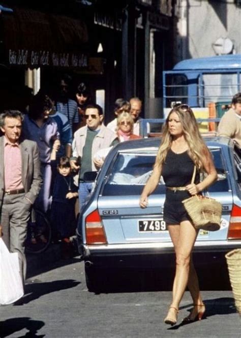 ST TROPEZ 70'S T.